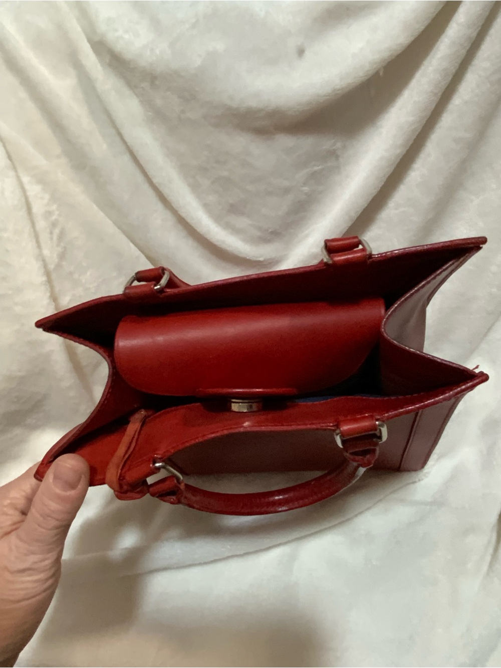 Dooney & Bourke Red Leather Top-Handle Crossbody Bag - Picture 2 of 5